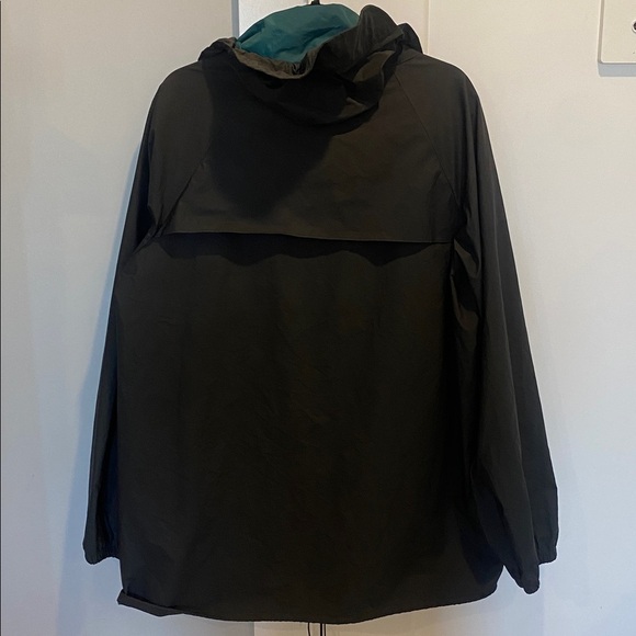 Men’s Columbia rain jacket - Picture 6 of 8